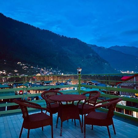 Tata Vista Resort Mall Road Manali - Centrally Heated & Air Cooled Bagian luar foto