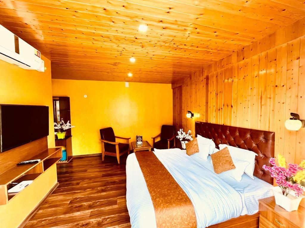 Tata Vista Resort Mall Road Manali - Centrally Heated & Air Cooled Bagian luar foto